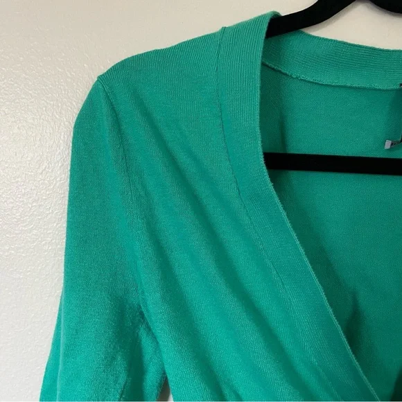 take out | Green Button-Up Women's Sweater | Size Medium - Picture 3 of 7